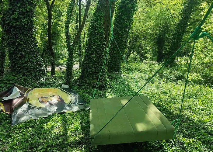 캠프장 Szigetcsucs Lakokocsi-vissza A Termeszetbe A Duna Parton