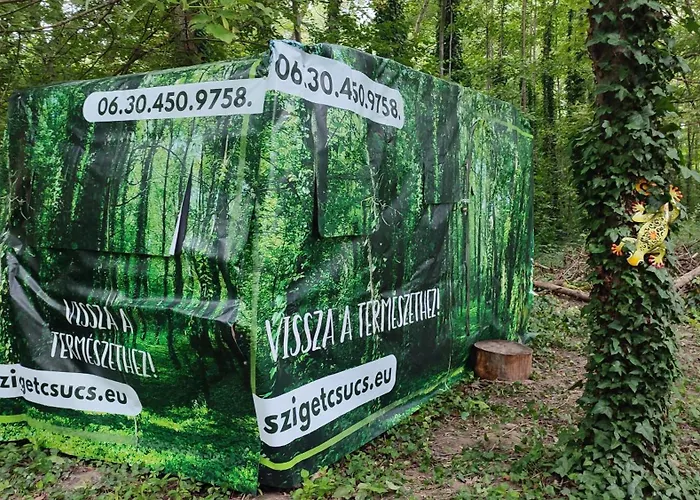 Szigetcsucs Lakokocsi-vissza A Termeszetbe A Duna Parton 캠프장 *